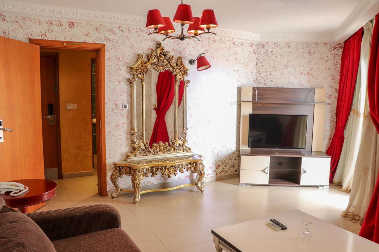 Noubou International Hotel Дуала Экстерьер фото