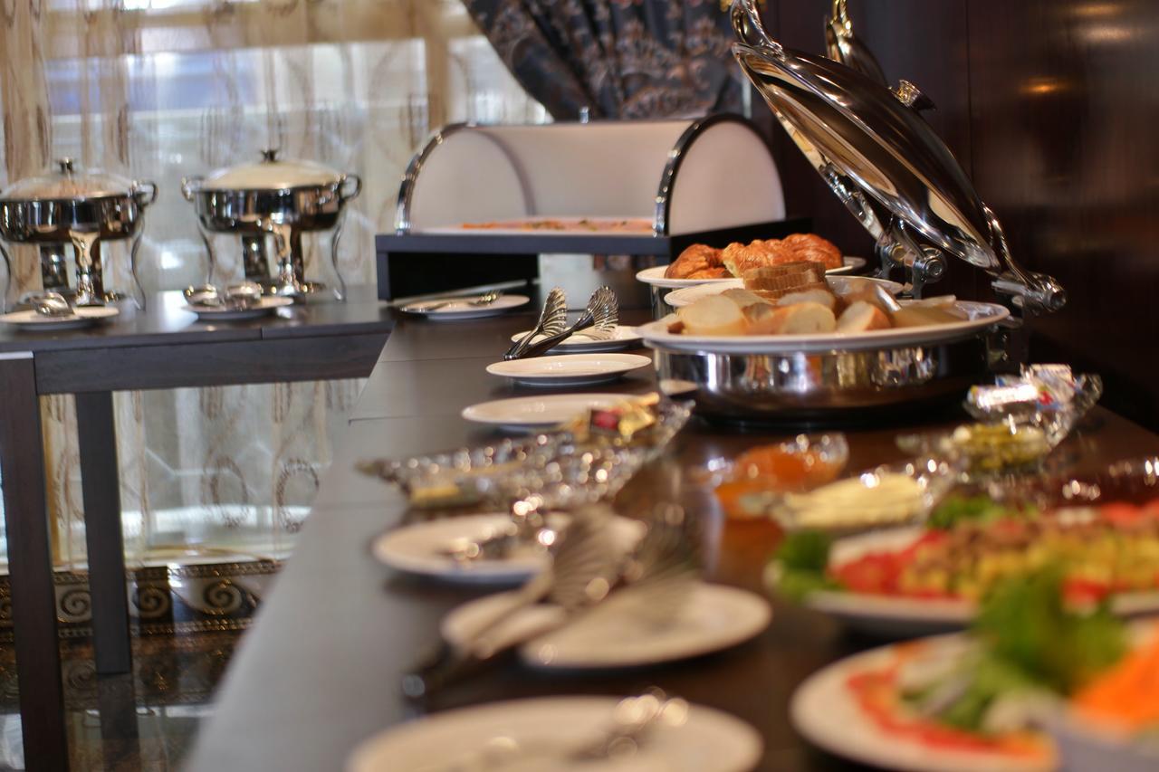 Noubou International Hotel Дуала Экстерьер фото