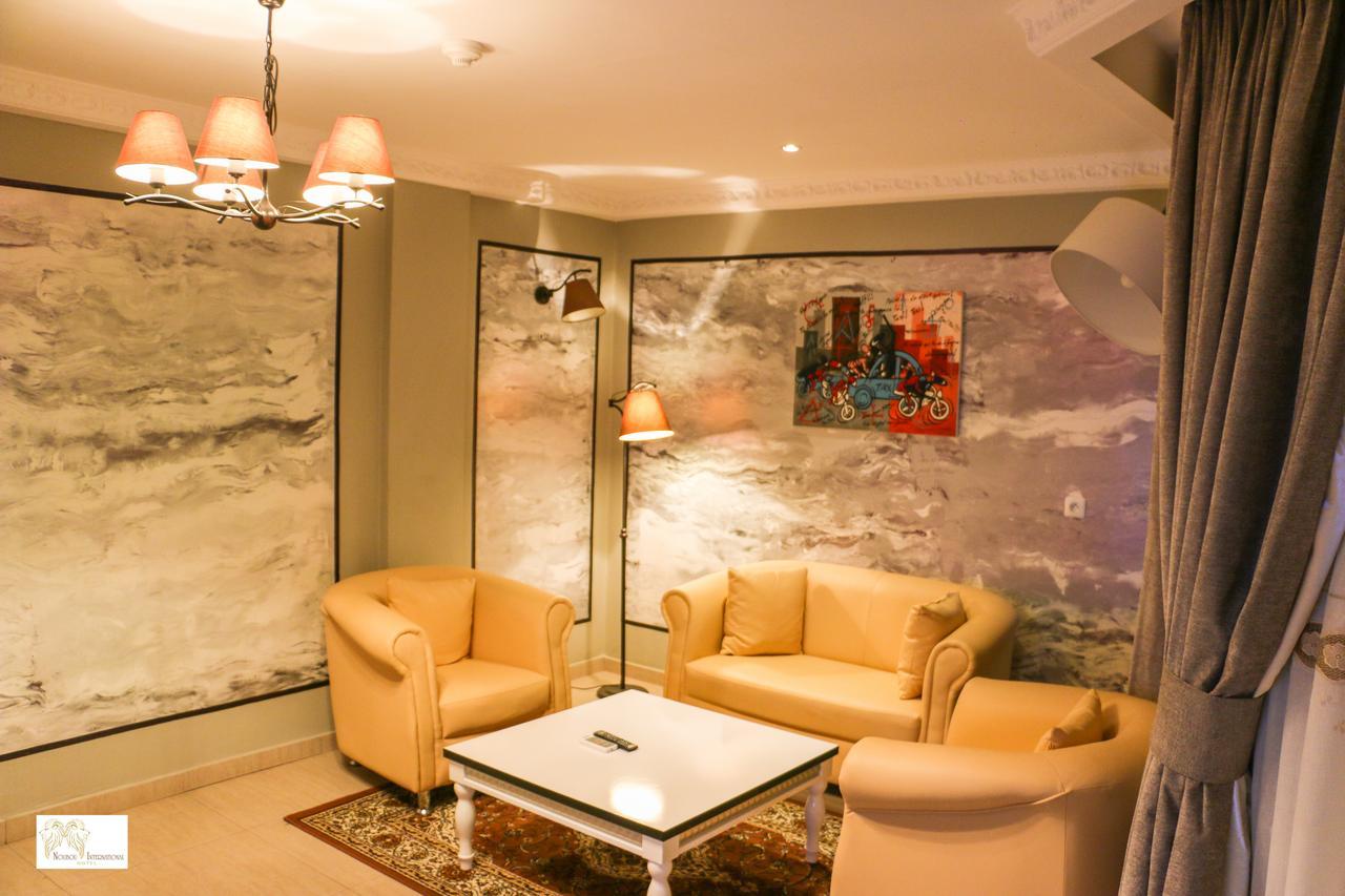 Noubou International Hotel Дуала Экстерьер фото